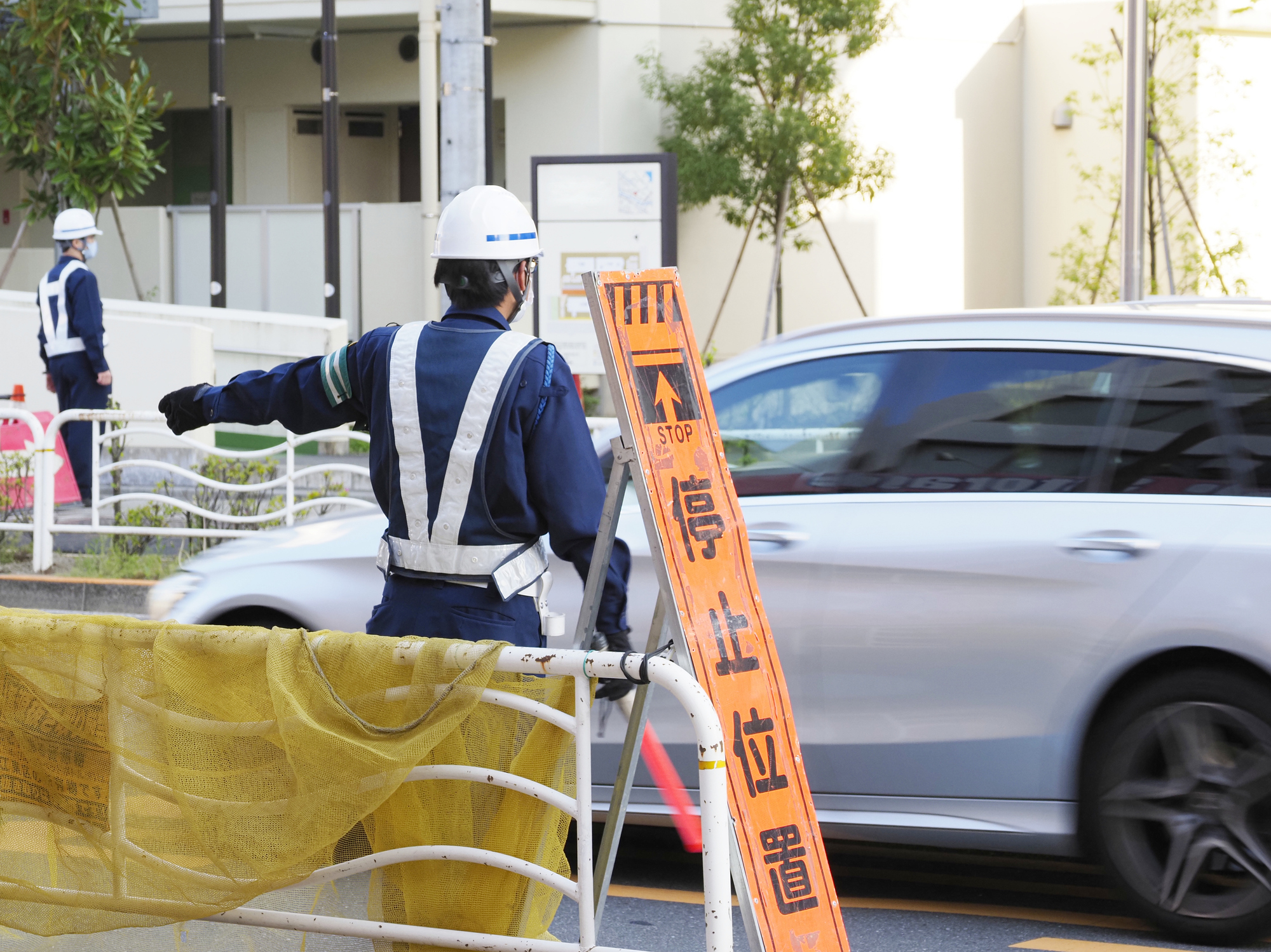 地域の安心を支える、誇りある警備の仕事